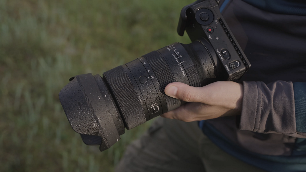 Sigma 28-105mm – rezistenta la praf si stropi