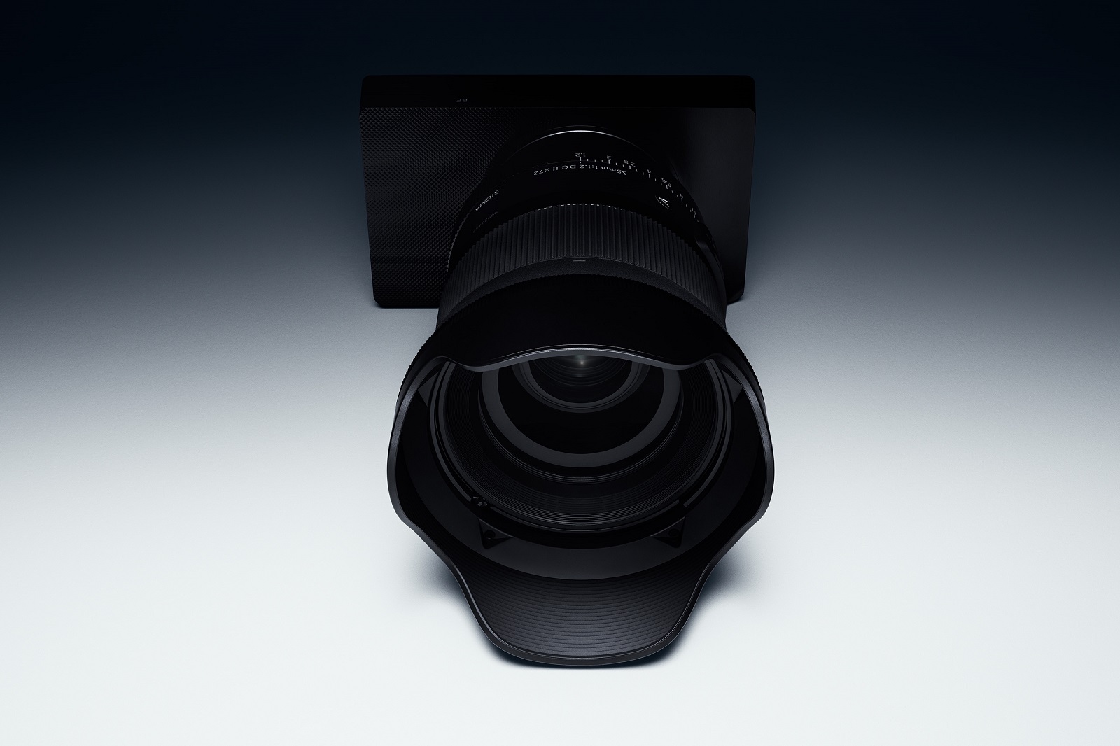 Sigma 35mm F1.2 DG II Art – design compact si performanta optica